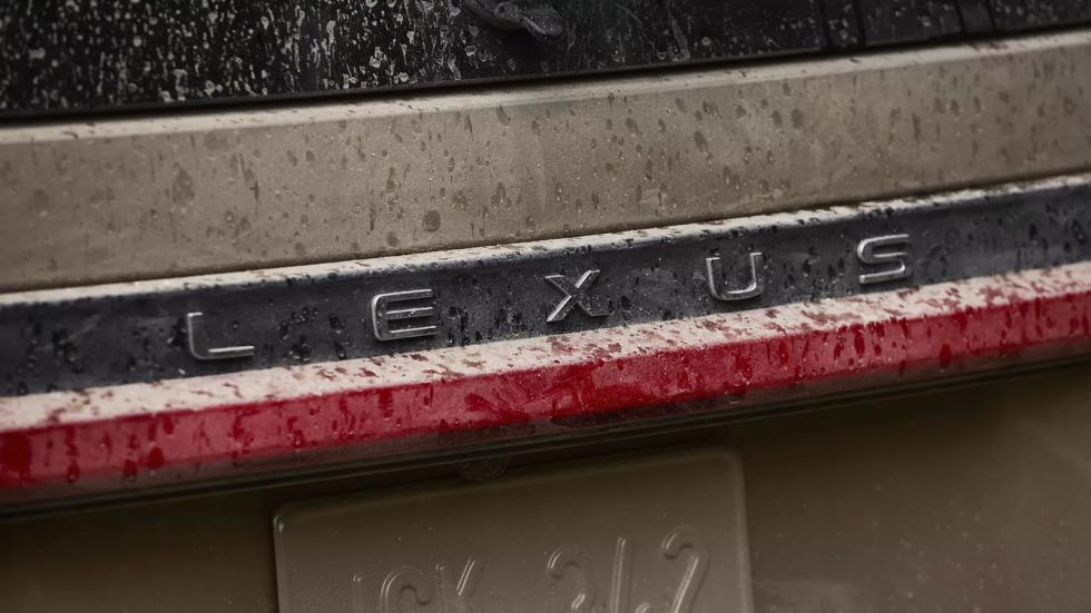 Lexus GX: Αποκαλυπτικό teaser πριν την πρεμιέρα στις 8 Ιουνίου 